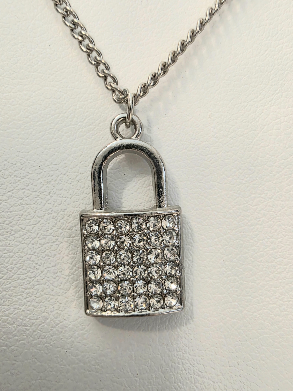 Y2K Aesthetic Sparkling Rhinestone Silver Dainty Charm Necklace Size 20"